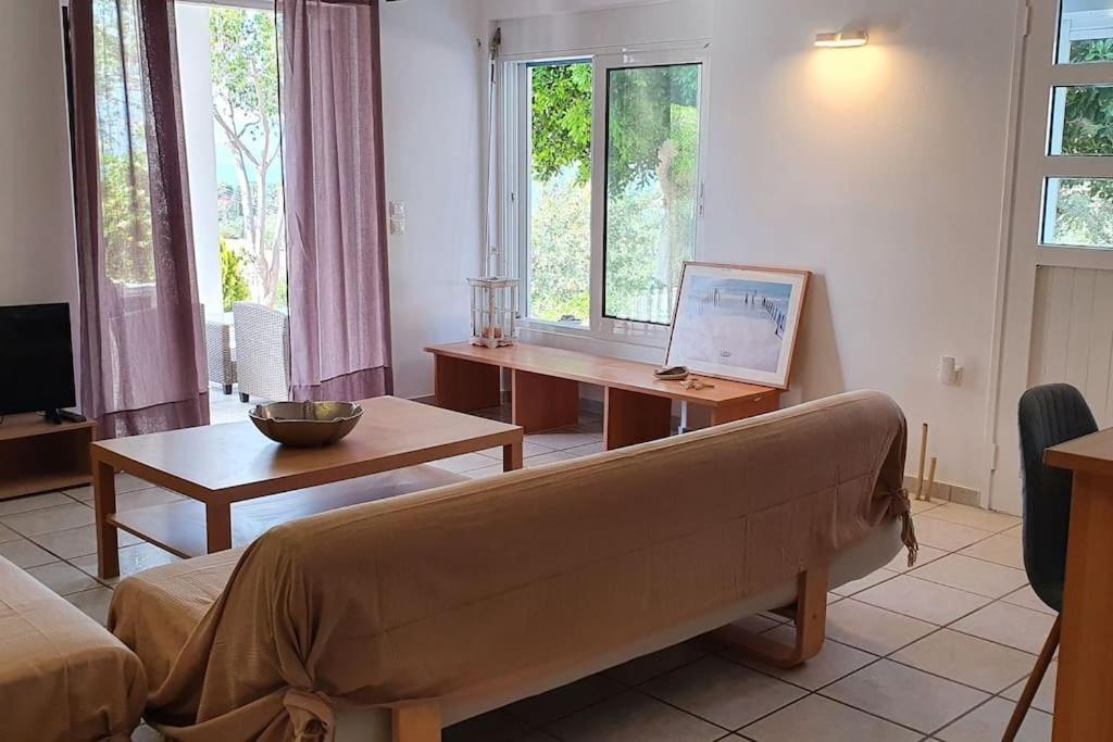 Apartment με υπέροχη θέα Kounoupi Porto Heli